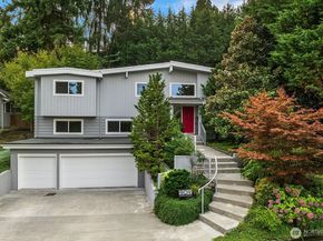 909 110th Avenue SE, Bellevue WA 98004