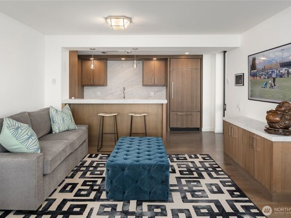 1620 43rd Avenue E 5B, Seattle WA 98112