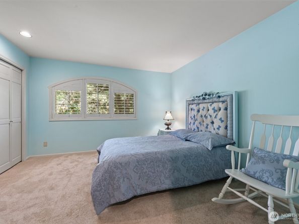 7214 204th Drive NE, Redmond WA 98053