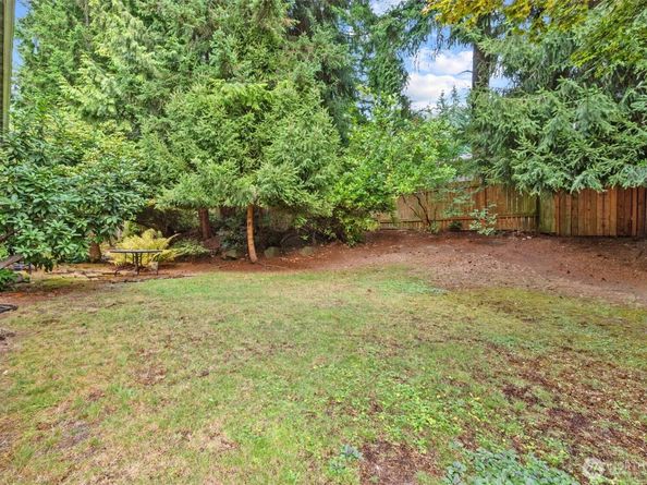 14824 119th Avenue NE, Kirkland WA 98034
