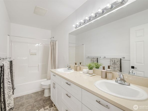 20347 86th Place NE, Bothell WA 98011