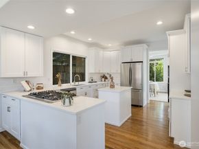20347 86th Place NE, Bothell WA 98011
