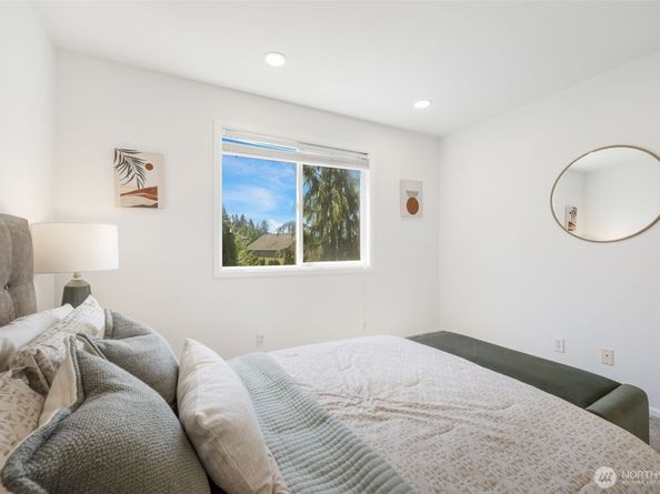 20347 86th Place NE, Bothell WA 98011
