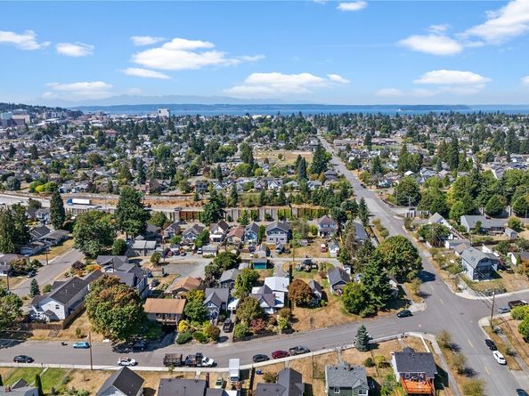 2316 Cleveland Ave, Everett WA 98201