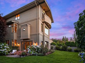 1044 89th Ave NE, Bellevue WA 98004