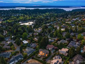 1044 89th Ave NE, Bellevue WA 98004