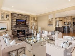 1044 89th Ave NE, Bellevue WA 98004