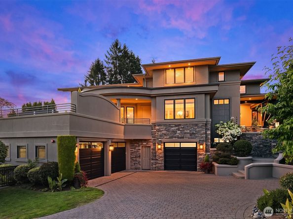 1044 89th Ave NE, Bellevue WA 98004
