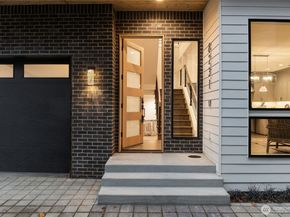 8231 122nd Avenue NE, Kirkland WA 98033