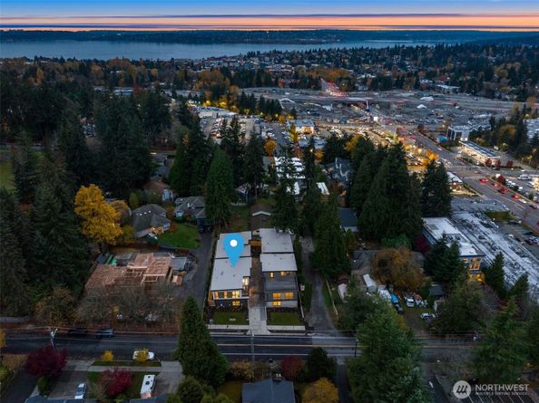 8231 122nd Avenue NE, Kirkland WA 98033