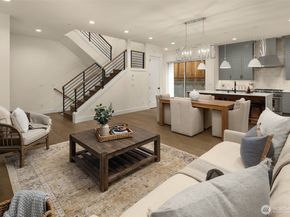 8231 122nd Avenue NE, Kirkland WA 98033