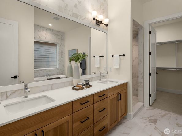 8231 122nd Avenue NE, Kirkland WA 98033