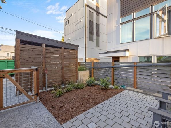 6614 Carleton Avenue S B, Seattle WA 98108