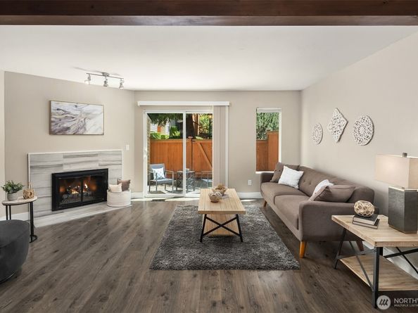 12024 101st Avenue NE E3, Kirkland WA 98034
