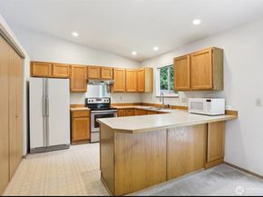 12515 NE 107th Place, Kirkland WA 98033