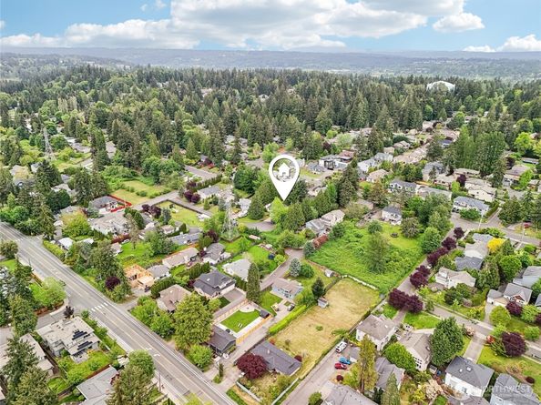 12515 NE 107th Place, Kirkland WA 98033