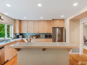 11120 NE 106th Place, Kirkland WA 98033