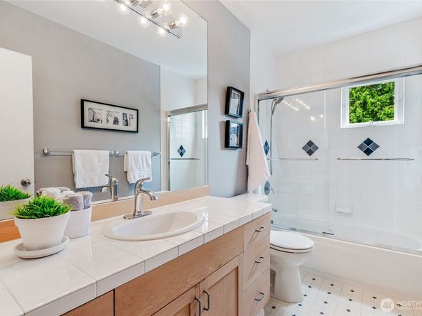 11120 NE 106th Place, Kirkland WA 98033