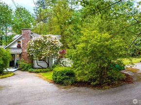 15715 249 Avenue SE, Issaquah WA 98027