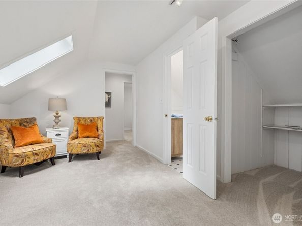 15715 249 Avenue SE, Issaquah WA 98027