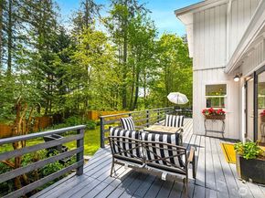 15715 249 Avenue SE, Issaquah WA 98027