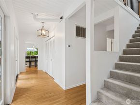 15715 249 Avenue SE, Issaquah WA 98027