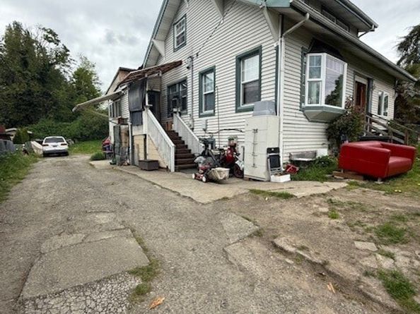 4507 S Holly Street, Seattle WA 98118