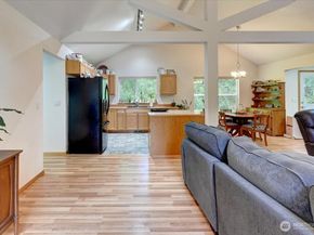 9535 Olalla Valley Road SE, Port Orchard WA 98367