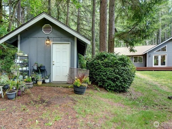 9535 Olalla Valley Road SE, Port Orchard WA 98367