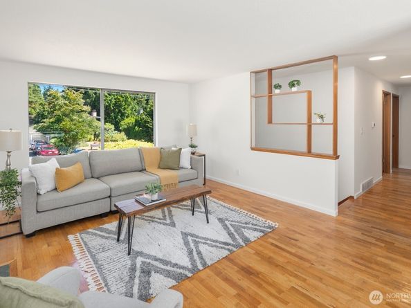 19716 81st Place W, Edmonds WA 98026