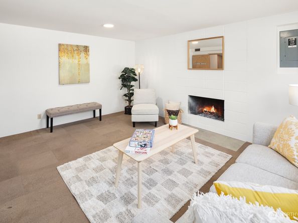 19716 81st Place W, Edmonds WA 98026
