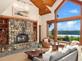 18005 Thorsen Road SW, Vashon WA 98070