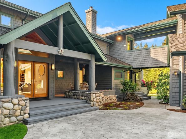 18005 Thorsen Road SW, Vashon WA 98070