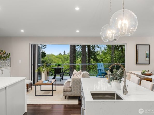7429 NE 129th Street, Kirkland WA 98034