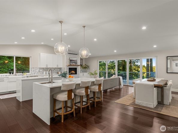 7429 NE 129th Street, Kirkland WA 98034