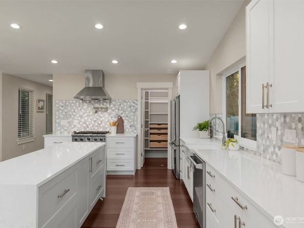 7429 NE 129th Street, Kirkland WA 98034