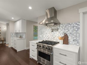 7429 NE 129th Street, Kirkland WA 98034