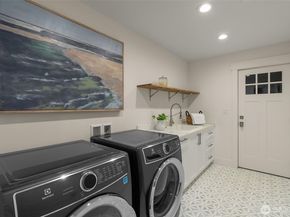 7429 NE 129th Street, Kirkland WA 98034
