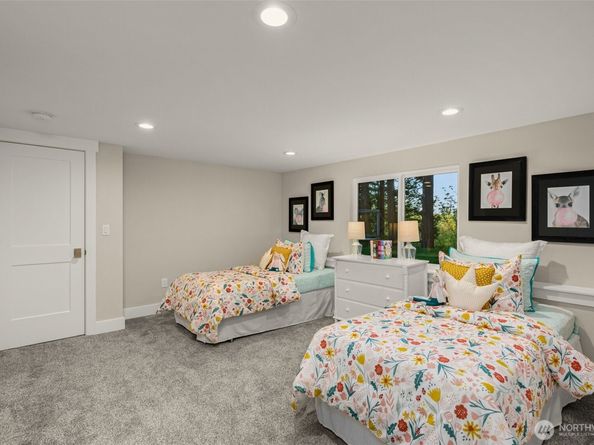 7429 NE 129th Street, Kirkland WA 98034