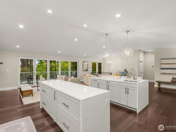 7429 NE 129th Street, Kirkland WA 98034