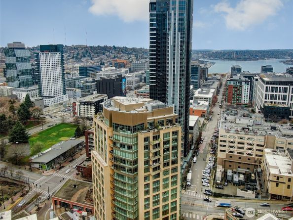 2121 Terry Avenue N1203, Seattle WA 98121