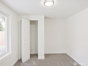 18312 8th Avenue NE, Shoreline WA 98155