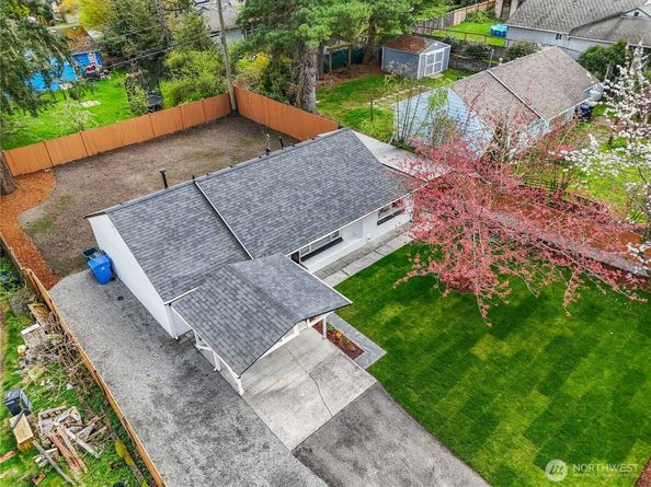 18312 8th Avenue NE, Shoreline WA 98155
