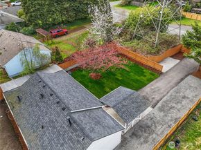 18312 8th Avenue NE, Shoreline WA 98155