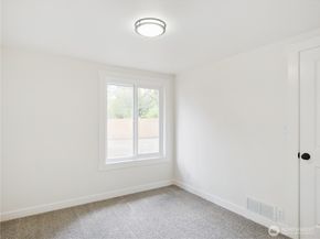 18312 8th Avenue NE, Shoreline WA 98155