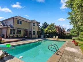 932 Pike Place NE, Auburn WA 98002