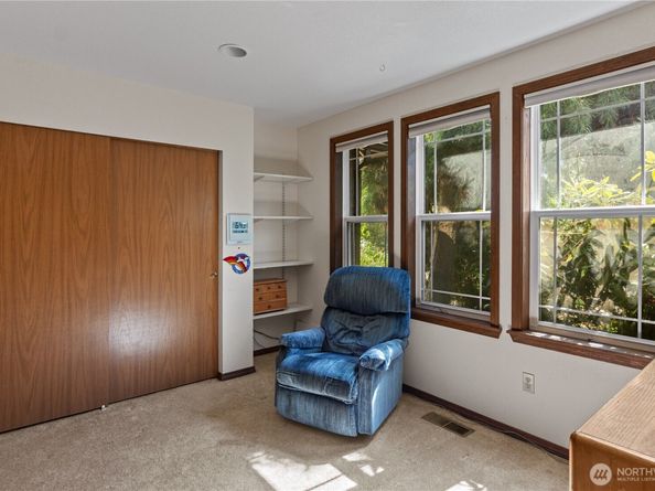 932 Pike Place NE, Auburn WA 98002