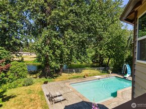 932 Pike Place NE, Auburn WA 98002