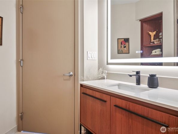 1000 1st Avenue 1901, Seattle WA 98104