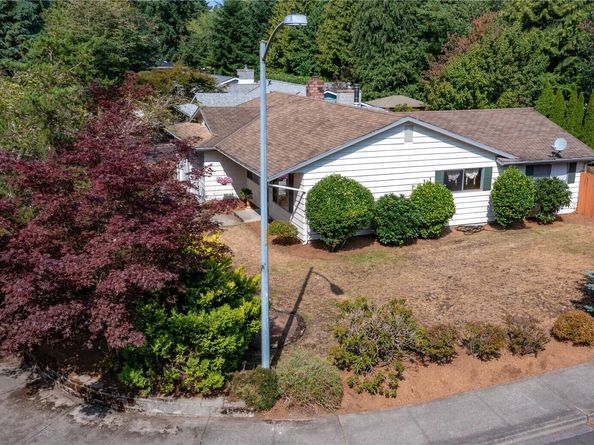 10722 NE 142nd Street, Kirkland WA 98034